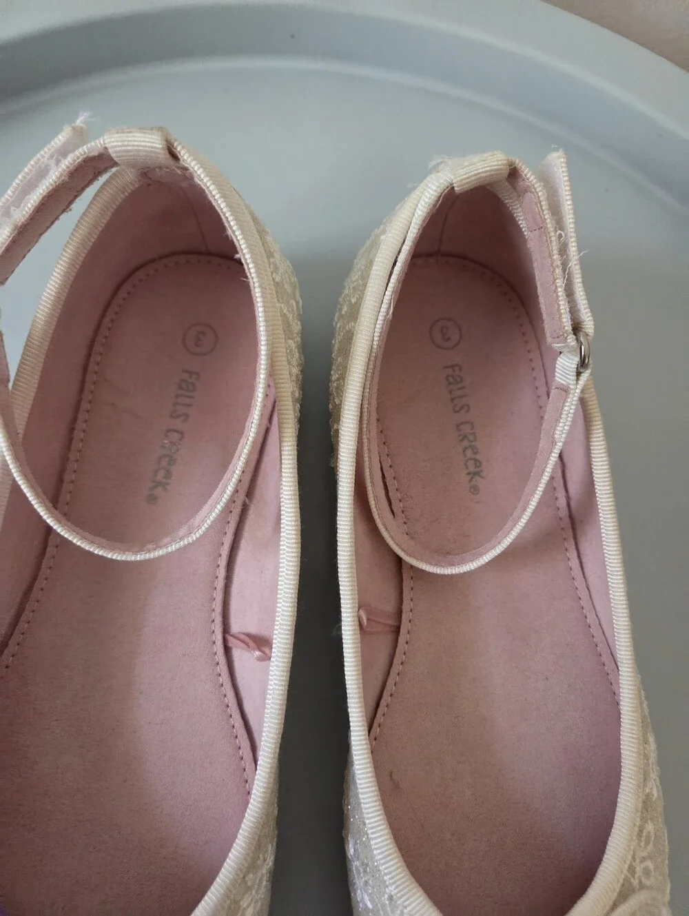 Falls Creek Cream Floral Sparkle Dressy Shoes Girls 3